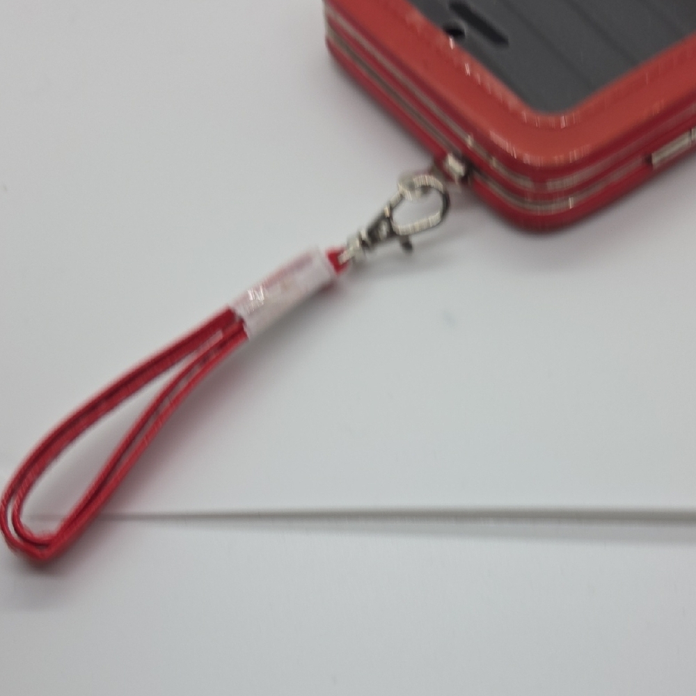 Red Wonder Woman Clutch - Picture 4 of 6
